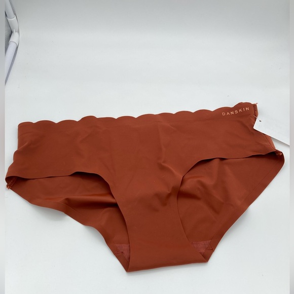 NWT DANSKIN ORANGE RED  SUNDER WEAR - Picture 1 of 2